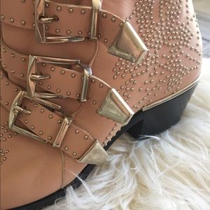 Chloe Susanna Silver Studded Beige Buckle Boot